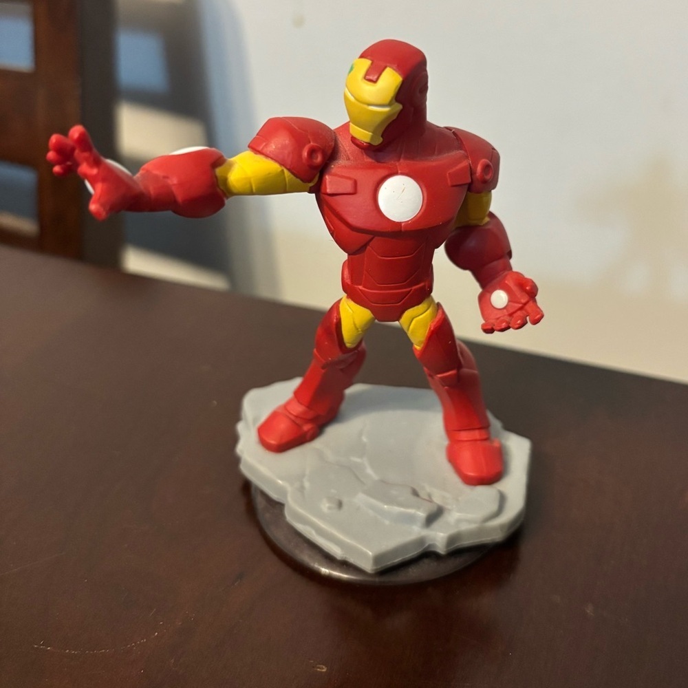 Iron Man Disney Infinity 2.0 Marvel Super Heroes Avengers Character Figure